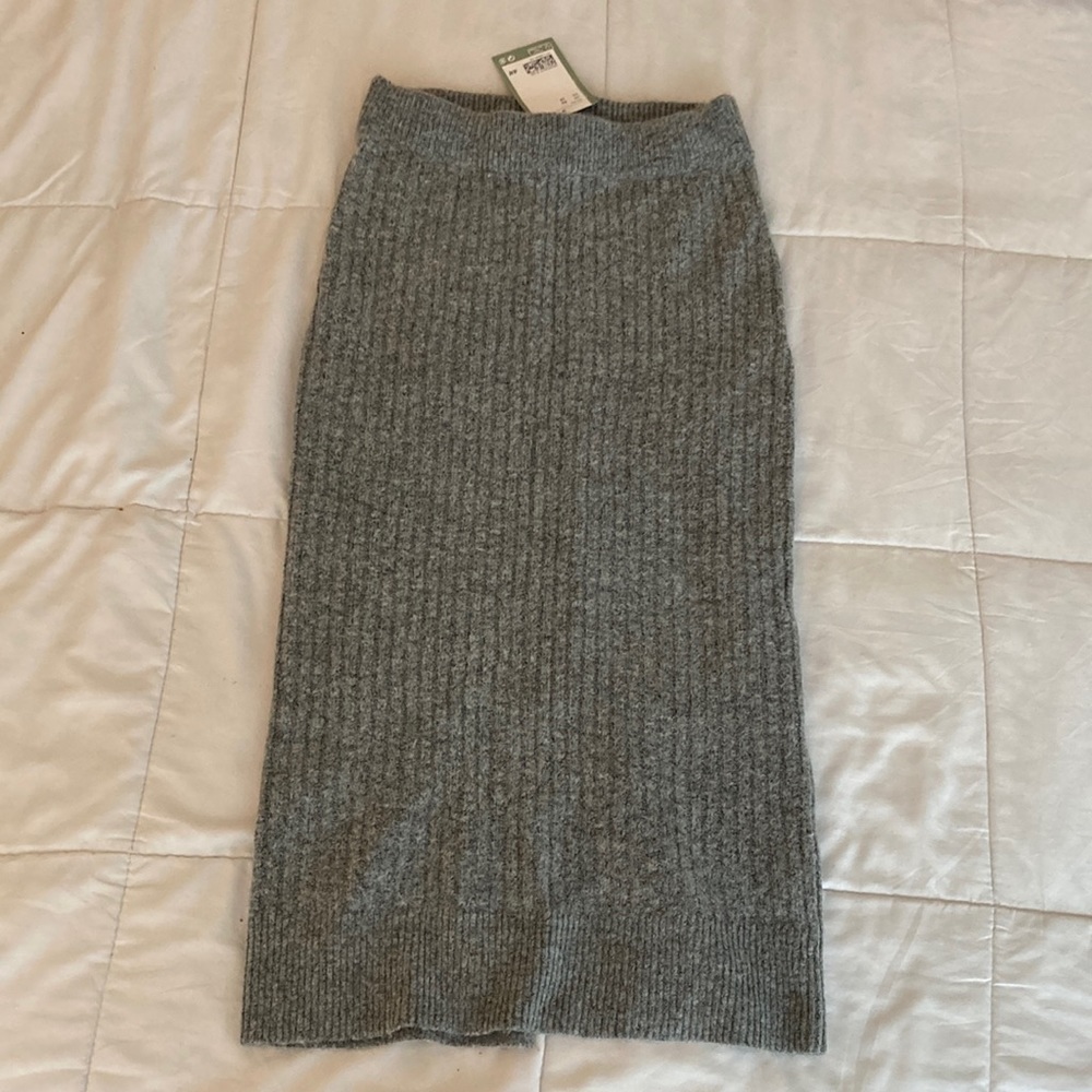 NWT H&M knit ribbed skirt